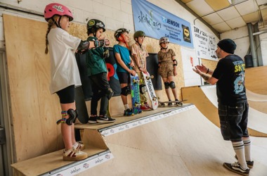 Skate Farm Large